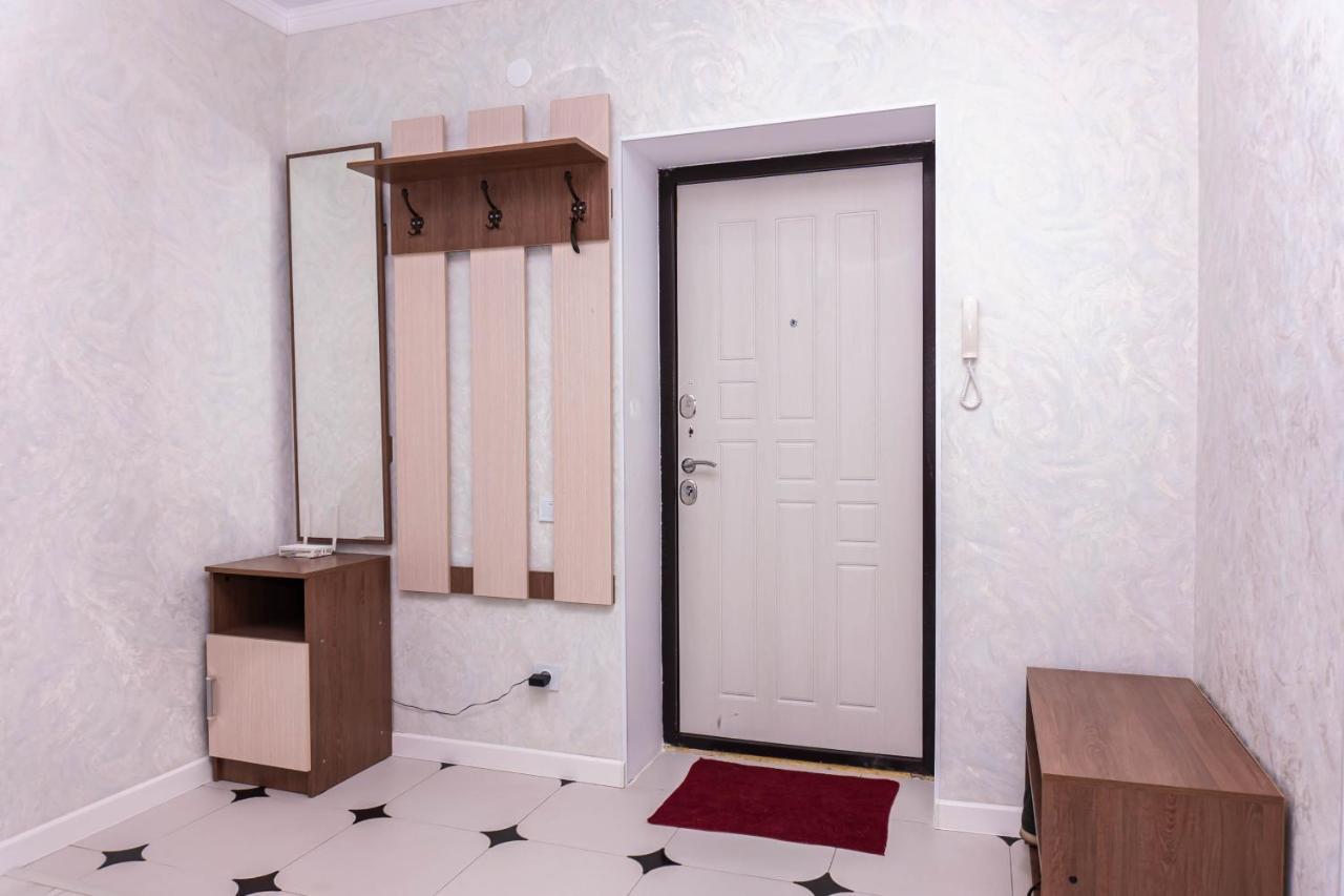 Апартаменты Актобе Люкс Aktobe Exterior photo